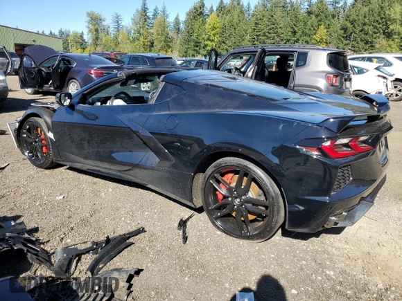 2021 Chevrolet Corvette 2LT with VIN 1G1YB2D46M5117525, listed as a Copart auction lot 65410514 with 11,480 mi miles and Salvage Title. Bid and sale history available at carsss.com. Image 2.