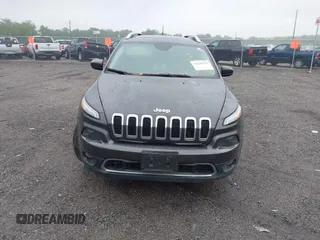 2017 Jeep Cherokee High Altitude z VIN 1C4PJMDS9HW561269, wystawiony jako IAAI lot #42245556 z przebiegiem 110 772 mil mil oraz . Historia ofert i sprzedaży dostępna na DreamBid. Obrazek 12.