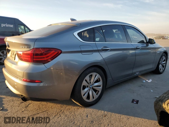 2014 BMW 5 Series 535i Gran Turismo xDrive z VIN WBA5M4C55ED183658, wystawiony jako Copart lot #82428474 z przebiegiem Nie podano mil oraz Szkoda całkowita • Salvage title. Historia ofert i sprzedaży dostępna na DreamBid. Obrazek 3.