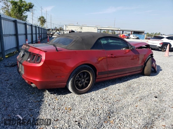 2013 Ford Mustang V6 z VIN 1ZVBP8EMXD5214353, wystawiony jako Copart lot #87087814 z przebiegiem Nie podano mil oraz Szkoda całkowita • Salvage title. Historia ofert i sprzedaży dostępna na DreamBid. Obrazek 3.