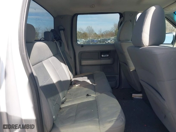 2008 Ford F-150 XLT with VIN 1FTPW12V58FA30390, listed as a IAAI auction lot 41718134 with 220,448 mi miles. Bid and sale history available at carsss.com. Image 8.