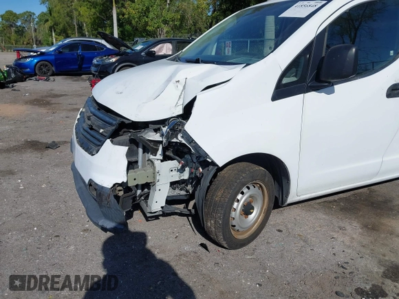 2015 Chevrolet City Express Cargo LS z VIN 3N63M0YN6FK699568, wystawiony jako IAAI lot #41856848 z przebiegiem 69 231 mil mil oraz . Historia ofert i sprzedaży dostępna na DreamBid. Obrazek 6.