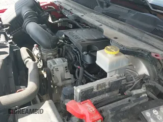 2022 Ram 1500 Big Horn z VIN 1C6RREBT8NN157536, wystawiony jako IAAI lot #42366647 z przebiegiem 71 642 mil mil oraz . Historia ofert i sprzedaży dostępna na DreamBid. Obrazek 19.