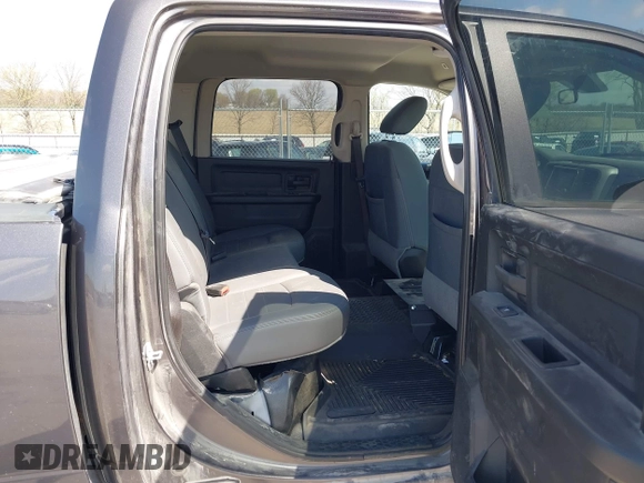 2018 Ram 1500 SSV z VIN 1C6RR7XT1JS270616, wystawiony jako IAAI lot #42080855 z przebiegiem 129 819 mil mil oraz . Historia ofert i sprzedaży dostępna na DreamBid. Obrazek 8.