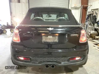 2012 MINI Convertible S z VIN WMWZP3C52CT250657, wystawiony jako Copart lot #83876114 z przebiegiem 18 511 mil mil oraz Szkoda całkowita • Salvage title. Historia ofert i sprzedaży dostępna na DreamBid. Obrazek 6.