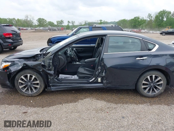 2017 Nissan Altima SL z VIN 1N4AL3AP6HC193134, wystawiony jako IAAI lot #42287276 z przebiegiem 97 296 mil mil oraz . Historia ofert i sprzedaży dostępna na DreamBid. Obrazek 15.