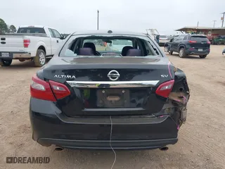 2018 Nissan Altima 2.5 SL with VIN 1N4AL3APXJC234189, listed as a IAAI auction lot 41526375 with 96,947 mi miles. Bid and sale history available at carsss.com. Image 6.
