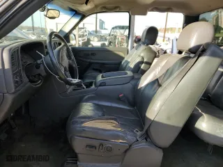 2003 Chevrolet Silverado 1500 LT with VIN 2GCEC19T031182338, listed as a Copart auction lot 84427524 with 112,460 mi miles and Salvage Title. Bid and sale history available at carsss.com. Image 7.