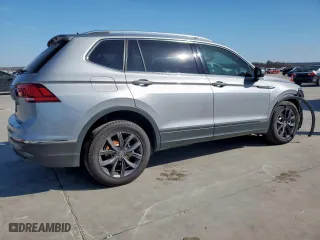 2022 Volkswagen Tiguan SE with VIN 3VV3B7AX1NM007962, listed as a Copart auction lot 46371495 with 65,239 mi miles and Salvage Title. Bid and sale history available at carsss.com. Image 3.