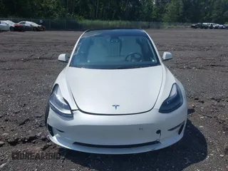 2023 Tesla Model 3 z VIN 5YJ3E1EA2PF626392, wystawiony jako IAAI lot #42288413 z przebiegiem 25 605 mil mil oraz . Historia ofert i sprzedaży dostępna na DreamBid. Obrazek 12.