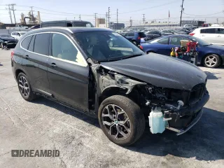 2020 BMW X1 xDrive28i with VIN WBXJG9C04L5P80773, listed as a Copart auction lot 49285903 with 32,699 mi miles. Bid and sale history available at carsss.com. Image 4.