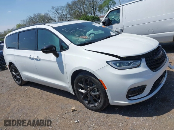 2023 Chrysler Pacifica Limited with VIN 2C4RC1GG6PR540220, listed as a IAAI auction lot 42009535 with 29,339 mi miles and . Bid and sale history available at DreamBid. Image 13.