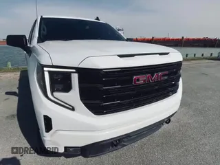 2022 GMC Sierra 1500 Elevation with VIN 3GTPHCEK6NG615092, listed as a Copart auction lot 60750615 with 41,583 mi miles and Salvage title. Bid and sale history available at DreamBid. Image 11.