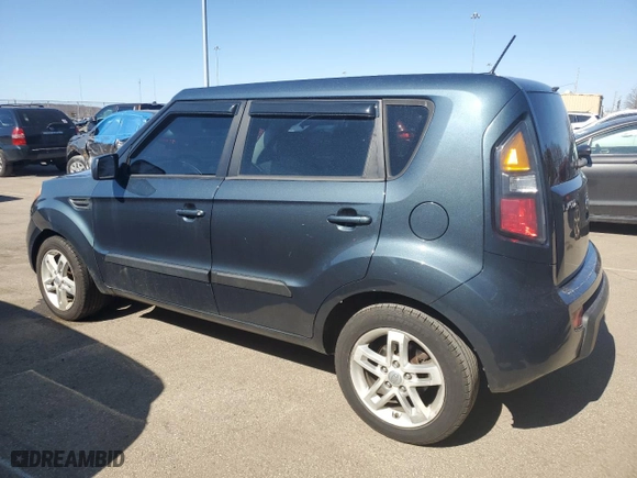2011 Kia Soul ! with VIN KNDJT2A26B7197368, listed as a Copart auction lot 47845805 with 154,244 mi miles and Salvage Title. Bid and sale history available at carsss.com. Image 2.