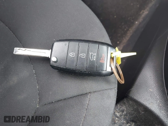 2014 Kia Soul with VIN KNDJN2A20E7702271, listed as a IAAI auction lot 41555814 with 125,296 mi miles. Bid and sale history available at carsss.com. Image 11.