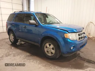 2012 Ford Escape XLT с VIN 1FMCU9DG3CKB31604, выставлен на аукционе IAAI как лот 42134559 с пробегом 99 676 миль миль и . История ставок и продаж доступна на DreamBid. Изображение 1.