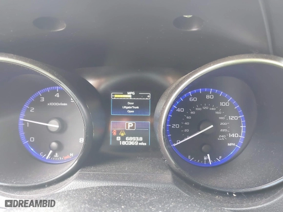 2015 Subaru Legacy 2.5i Limited with VIN 4S3BNAJ63F3067928, listed as a IAAI auction lot 41891477 with 180,369 mi miles. Bid and sale history available at carsss.com. Image 7.