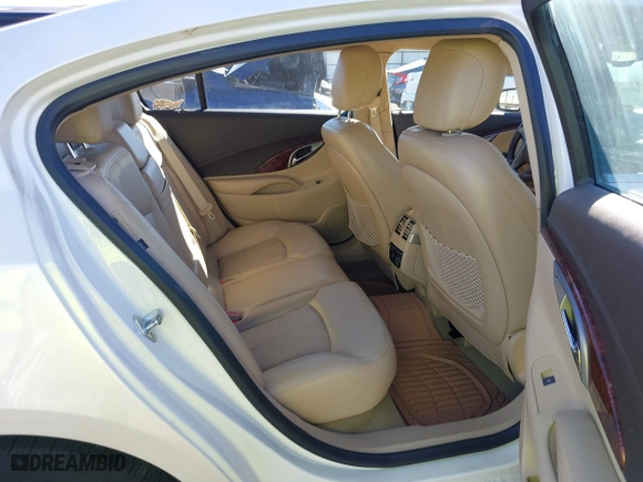 2013 Buick LaCrosse Premium 2 with VIN 1G4GH5G33DF322473, listed as a IAAI auction lot 41686787 with 206,634 mi miles. Bid and sale history available at carsss.com. Image 8.
