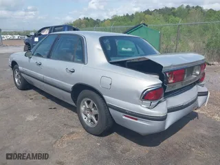 1998 Buick LeSabre Custom with VIN 1G4HP52K1WH412332, listed as a IAAI auction lot 41923320 with 201,306 mi miles. Bid and sale history available at carsss.com. Image 3.