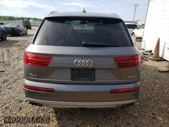 2017 Audi Q7 Prestige with VIN WA1VAAF78HD056506, listed as a Copart auction lot 53528145 with 156,140 mi miles and Salvage title. Bid and sale history available at DreamBid. Image 6.