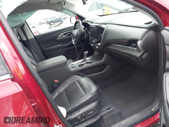 2018 Chevrolet Traverse LT Leather with VIN 1GNEVHKWXJJ186348, listed as a IAAI auction lot 41809269 with 134,861 mi miles. Bid and sale history available at carsss.com. Image 5.