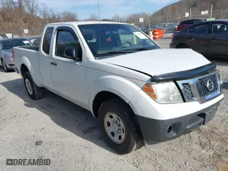 2015 Nissan Frontier SV with VIN 1N6BD0CT1FN730690, listed as a IAAI auction lot 41759436 with 113,564 mi miles. Bid and sale history available at carsss.com. Image 1.