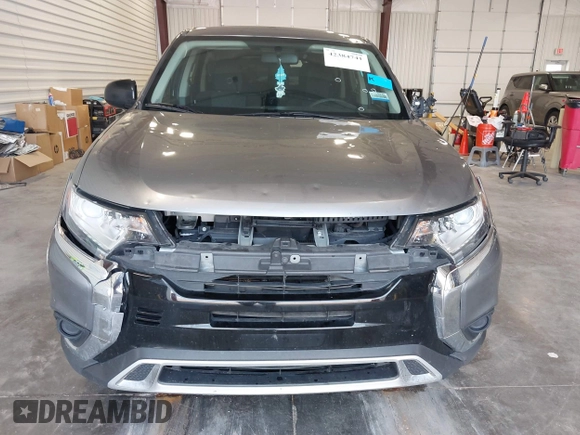 2020 Mitsubishi Outlander ES with VIN JA4AD2A30LZ039923, listed as a IAAI auction lot 42384741 with 107,955 mi miles and . Bid and sale history available at DreamBid. Image 11.