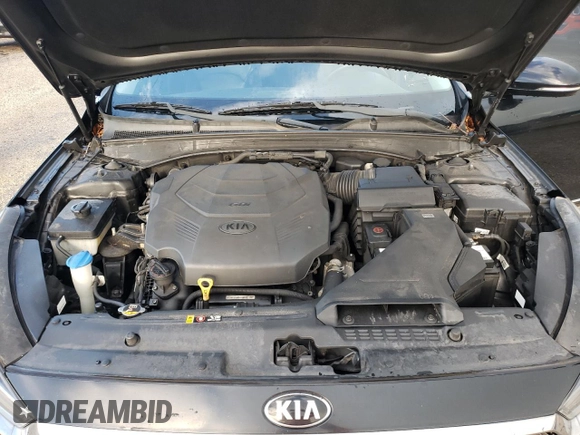 2017 Kia Cadenza Premium with VIN KNALC4J1XH5039385, listed as a Copart auction lot 69033414 with 135,541 mi miles and Clean Title. Bid and sale history available at carsss.com. Image 11.