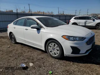 2019 Ford Fusion S with VIN 3FA6P0G76KR247850, listed as a Copart auction lot 49041185 with 189,591 mi miles and Salvage Title. Bid and sale history available at DreamBid. Image 4.