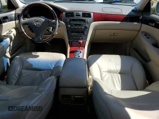 2002 Lexus ES 300 with VIN JTHBF30G020083372, listed as a Copart auction lot 51644445 with 134,444 mi miles and Clean Title. Bid and sale history available at DreamBid. Image 8.