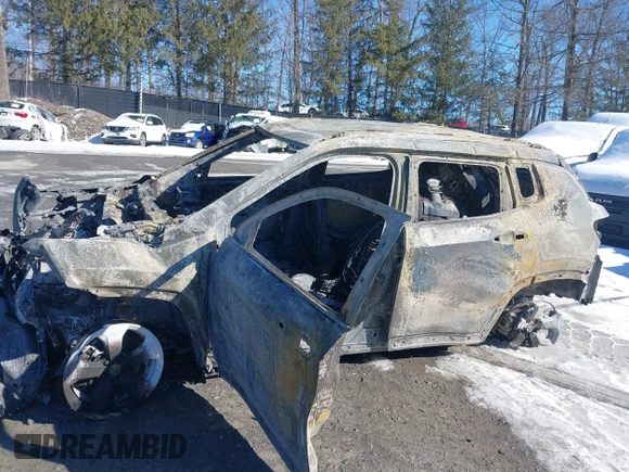 2019 Jeep Compass Latitude with VIN 3C4NJDBB3KT760907, listed as a IAAI auction lot 40654559 with 103,155 mi miles and . Bid and sale history available at DreamBid. Image 15.