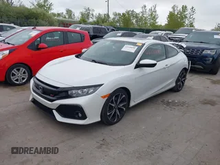 2018 Honda Civic Si z VIN 2HGFC3A59JH756468, wystawiony jako IAAI lot #42220690 z przebiegiem 80 526 mil mil oraz . Historia ofert i sprzedaży dostępna na DreamBid. Obrazek 2.