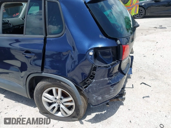 2013 Volkswagen Tiguan S with VIN WVGAV3AX5DW620778, listed as a IAAI auction lot 42505171 with 178,399 mi miles and . Bid and sale history available at DreamBid. Image 15.