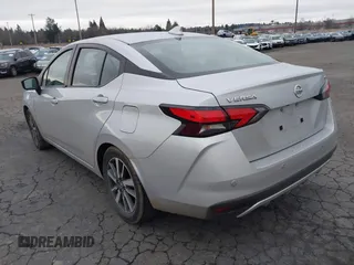 2021 Nissan Versa SV with VIN 3N1CN8EV1ML893177, listed as a IAAI auction lot 41524088 with 19,520 mi miles. Bid and sale history available at carsss.com. Image 3.