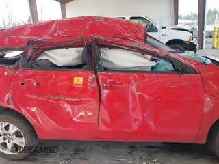 2006 Toyota Matrix STD z VIN 2T1LR30E96C557097, wystawiony jako IAAI lot #41708591 z przebiegiem Nie podano mil oraz . Historia ofert i sprzedaży dostępna na DreamBid. Obrazek 6.
