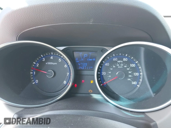 2015 Hyundai Tucson GLS with VIN KM8JT3AF9FU013178, listed as a IAAI auction lot 41846200 with 143,711 mi miles and . Bid and sale history available at DreamBid. Image 7.