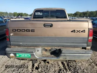 2001 Dodge Ram 2500 with VIN 3B7KF23611G233661, listed as a Copart auction lot 74371624 with 338,691 mi miles and Clean Title. Bid and sale history available at carsss.com. Image 6.