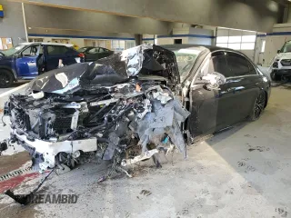2022 Mercedes-Benz S 580 with VIN W1K6G7GB9NA144935, listed as a Copart auction lot 77173604 with Not Provided miles and Salvage Title. Bid and sale history available at carsss.com. Image 1.