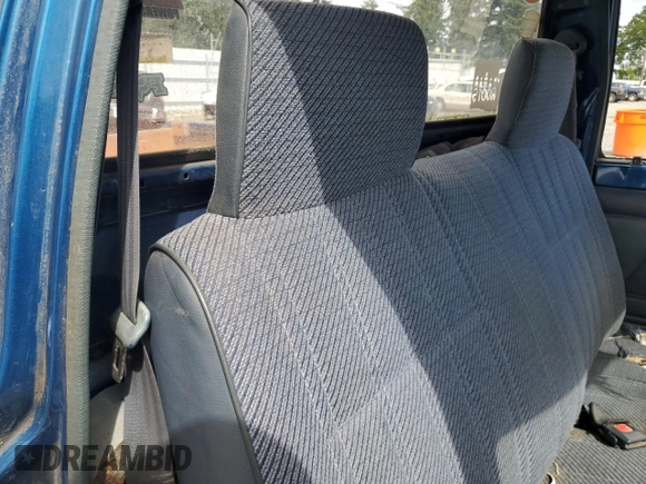 1994 Toyota Pickup z VIN 4TARN81A0RZ265181, wystawiony jako Copart lot #57574195 z przebiegiem 204 684 mil mil oraz Szkoda całkowita • Salvage title. Historia ofert i sprzedaży dostępna na DreamBid. Obrazek 10.