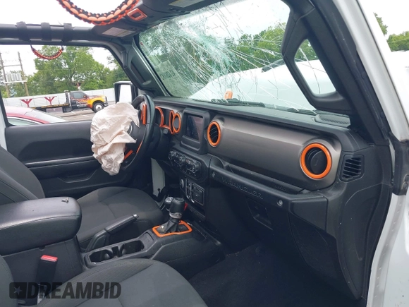 2021 Jeep Wrangler Unlimited Sport S z VIN 1C4HJXDN1MW648061, wystawiony jako IAAI lot #42426882 z przebiegiem 99 008 mil mil oraz . Historia ofert i sprzedaży dostępna na DreamBid. Obrazek 5.