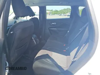2019 Jeep Cherokee Latitude с VIN 1C4PJMCB6KD354004, выставлен на аукционе IAAI как лот 42854246 с пробегом 64 595 миль миль и . История ставок и продаж доступна на DreamBid. Изображение 12.