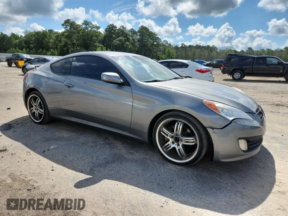 2010 Hyundai Genesis Coupe with VIN KMHHT6KD9AU028740, listed as a Copart auction lot 62997005 with 210,161 mi miles and Clean title. Bid and sale history available at DreamBid. Image 4.