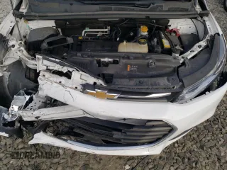 2019 Chevrolet Trax LS with VIN 3GNCJNSB2KL217682, listed as a Copart auction lot 48947305 with 65,836 mi miles and Salvage Title. Bid and sale history available at DreamBid. Image 12.