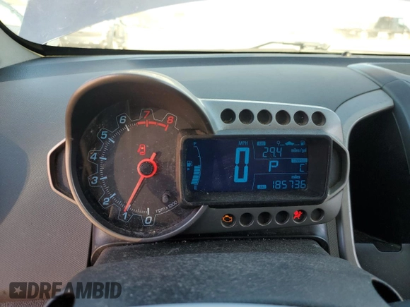 2014 Chevrolet Sonic LT with VIN 1G1JC6SH4E4205072, listed as a Copart auction lot 87321804 with 185,736 mi miles and Clean Title. Bid and sale history available at carsss.com. Image 9.
