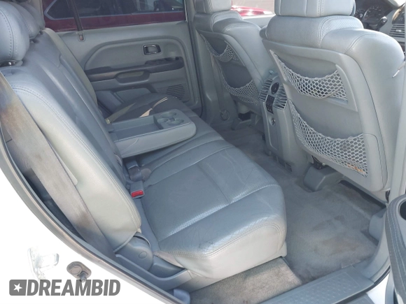 2005 Honda Pilot EX-L with RES with VIN 2HKYF18635H531493, listed as a IAAI auction lot 41756705 with 190,916 mi miles. Bid and sale history available at carsss.com. Image 8.