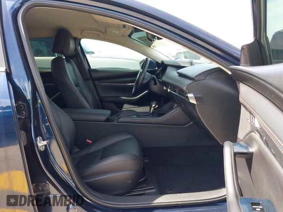 2019 Mazda 3 Preferred with VIN 3MZBPADL3KM110892, listed as a IAAI auction lot 42236763 with 52,222 mi miles and . Bid and sale history available at DreamBid. Image 5.