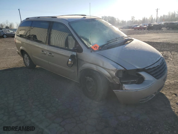 2006 Chrysler Town & Country LWB LX with VIN 2A4GP44R96R873331, listed as a Copart auction lot 42628125 with 187,504 mi miles and Salvage Title. Bid and sale history available at carsss.com. Image 4.