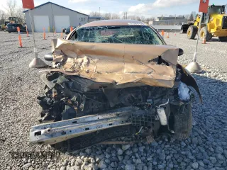 1997 Saturn SW z VIN 1G8ZK8277VZ172310, wystawiony jako Copart lot #51969125 z przebiegiem 222 057 mil mil oraz Szkody całkowita. Historia ofert i sprzedaży dostępna na DreamBid. Obrazek 5.