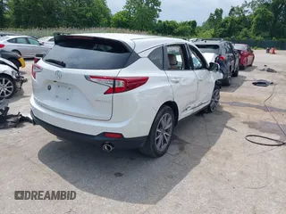 2020 Acura RDX Technology with VIN 5J8TC1H53LL011752, listed as a IAAI auction lot 42365331 with 43,039 mi miles and . Bid and sale history available at DreamBid. Image 4.