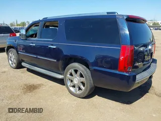 2007 Cadillac Escalade ESV z VIN 1GYFK66877R235810, wystawiony jako IAAI lot #42320143 z przebiegiem 247 150 mil mil oraz . Historia ofert i sprzedaży dostępna na DreamBid. Obrazek 3.